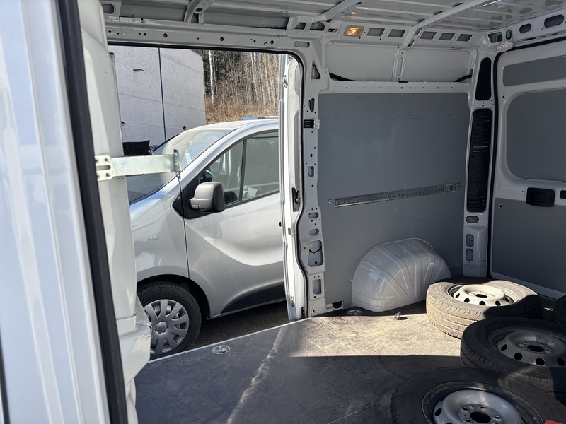 Peugeot Boxer vaihtoauto