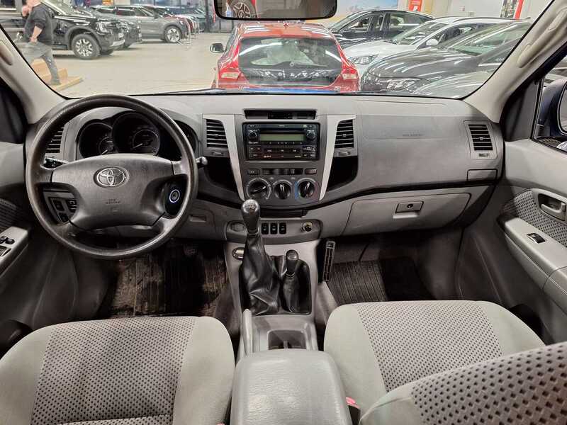 Toyota Hilux vaihtoauto