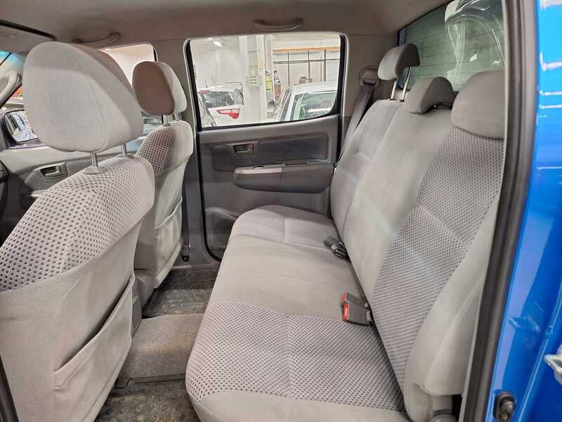 Toyota Hilux vaihtoauto