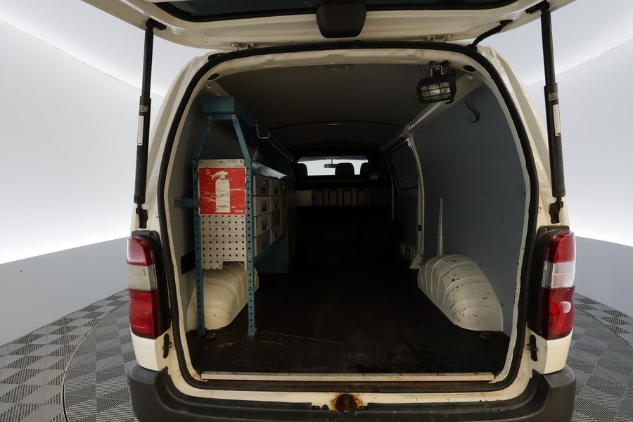 Toyota Hiace vaihtoauto