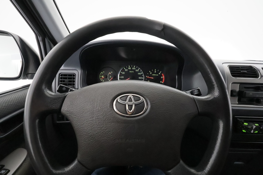 Toyota Hiace vaihtoauto