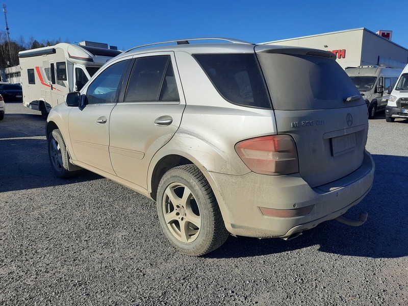 Mercedes-Benz ML vaihtoauto