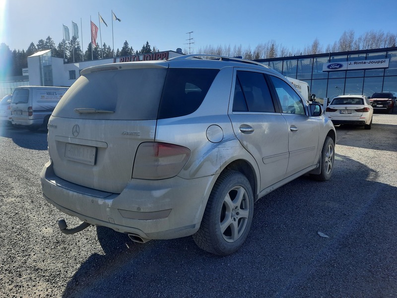 Mercedes-Benz ML vaihtoauto
