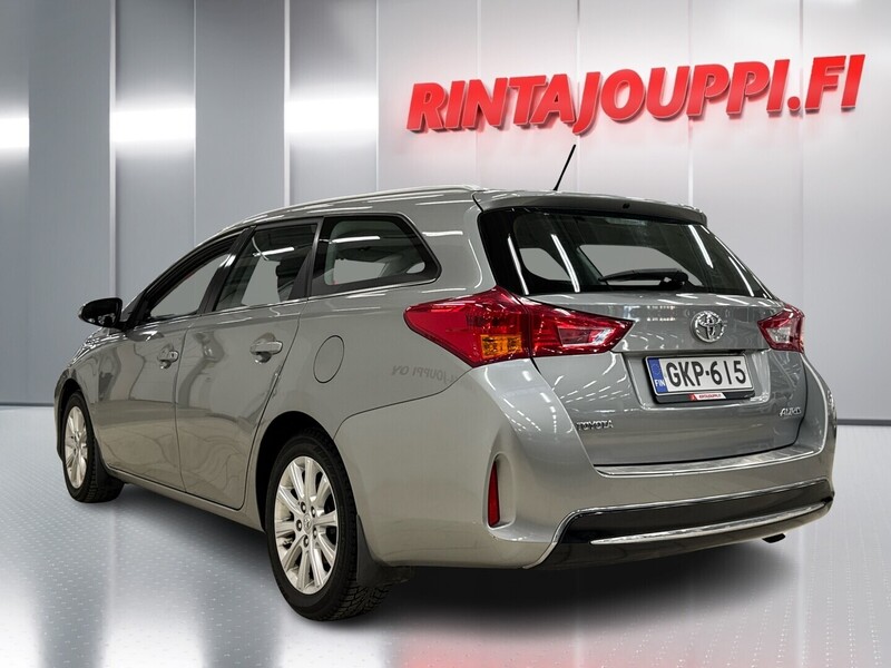 Toyota Auris vaihtoauto