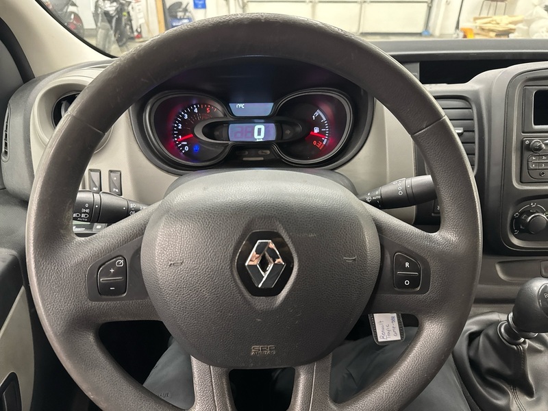 Renault Trafic vaihtoauto
