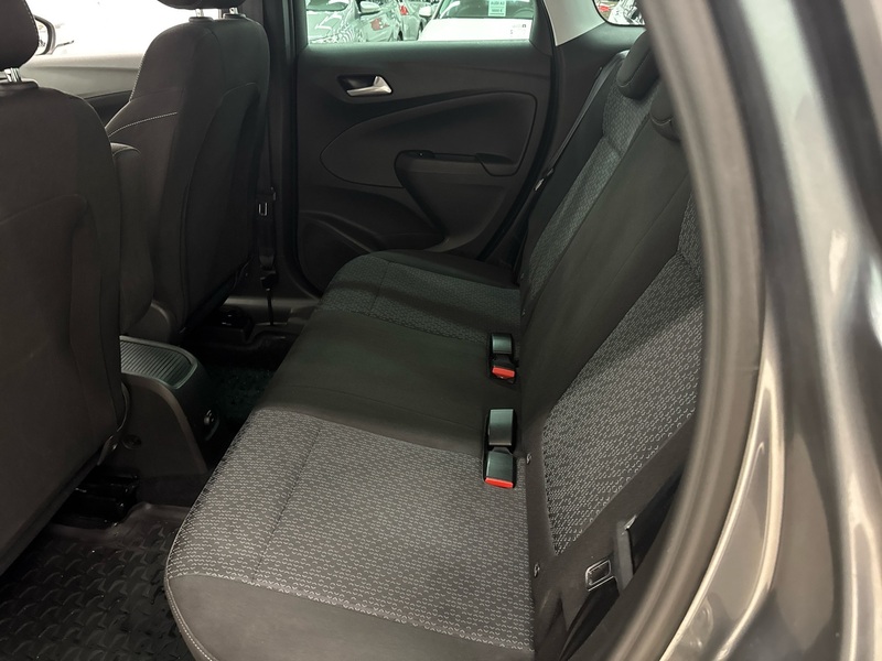 Opel Crossland X vaihtoauto