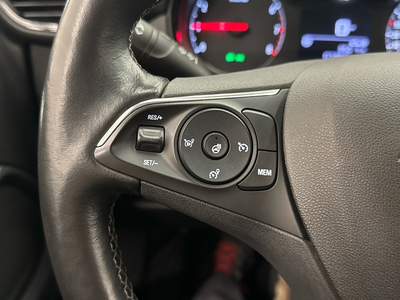 Opel Crossland X vaihtoauto