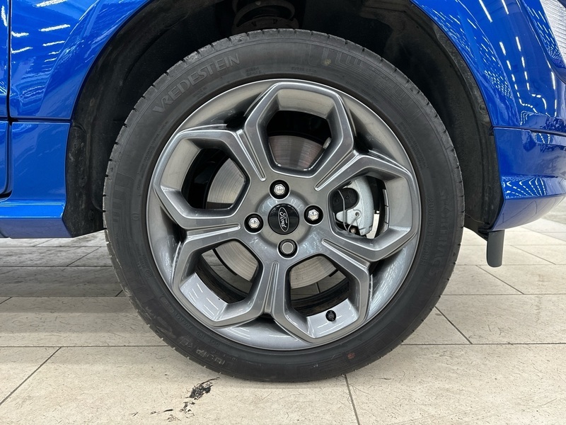 Ford Ecosport vaihtoauto