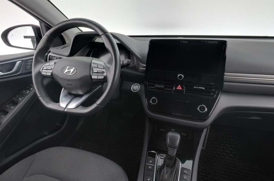 Hyundai IONIQ hybrid vaihtoauto