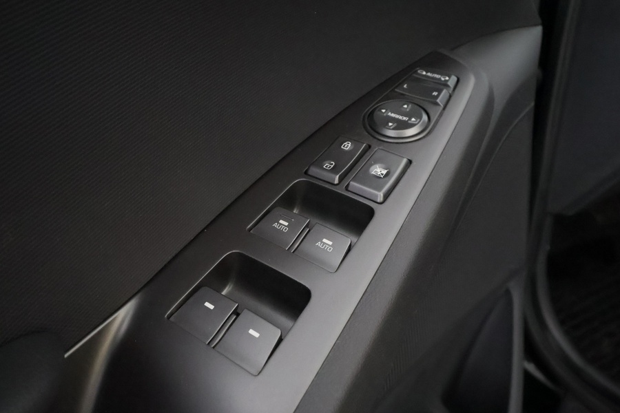 Hyundai IONIQ hybrid vaihtoauto