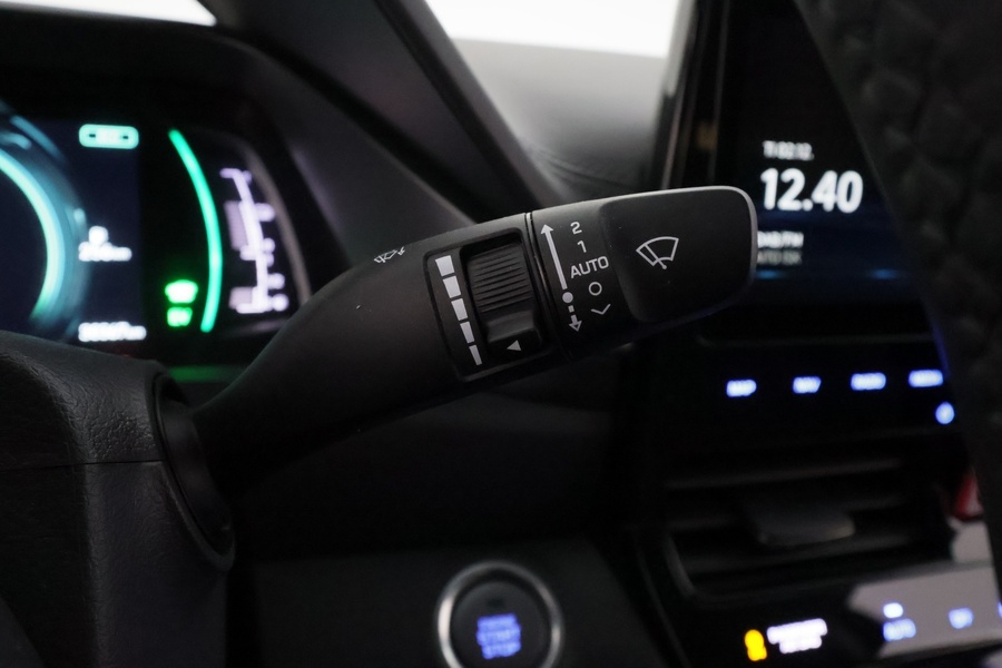 Hyundai IONIQ hybrid vaihtoauto