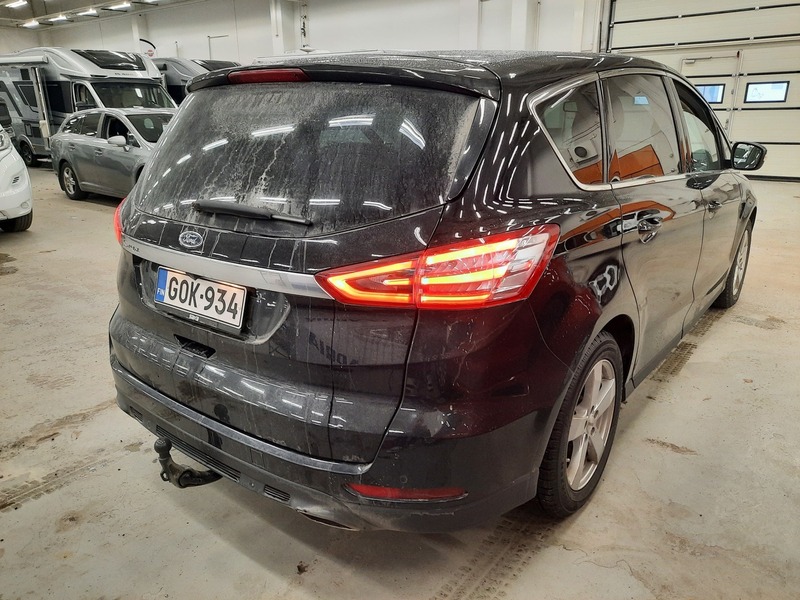 Ford S-MAX vaihtoauto