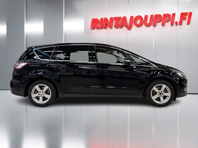 Ford S-MAX vaihtoauto