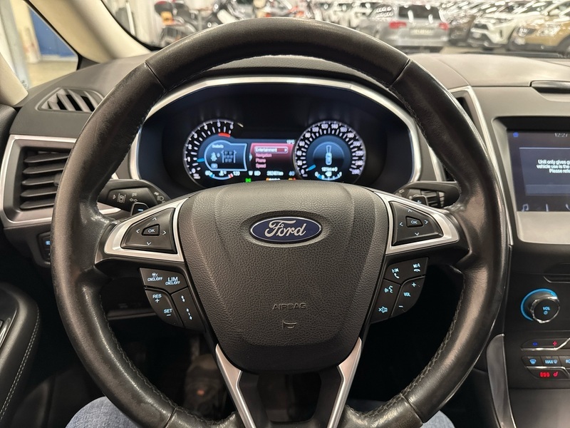Ford S-MAX vaihtoauto