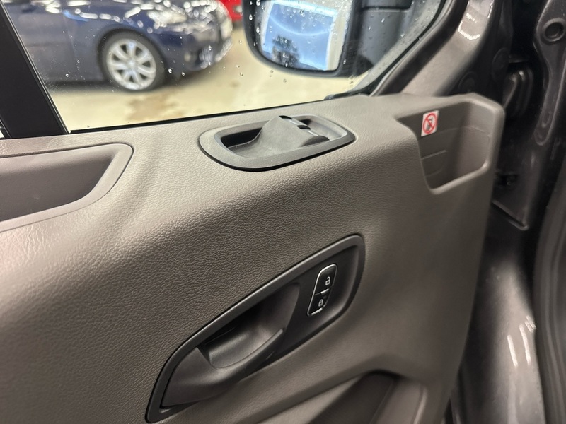 Ford Transit vaihtoauto