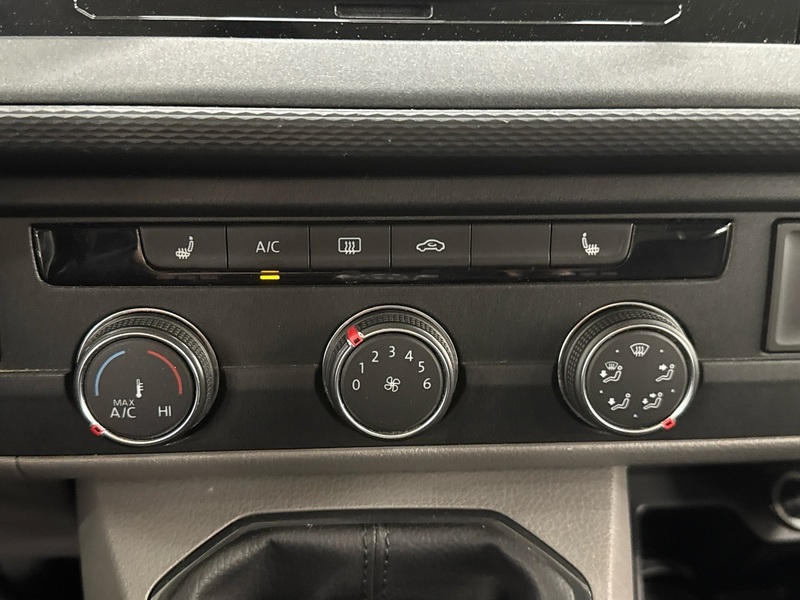 Volkswagen Caravelle vaihtoauto