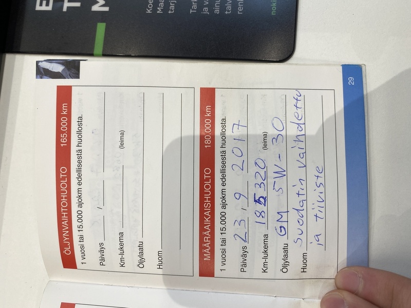 Toyota Avensis vaihtoauto