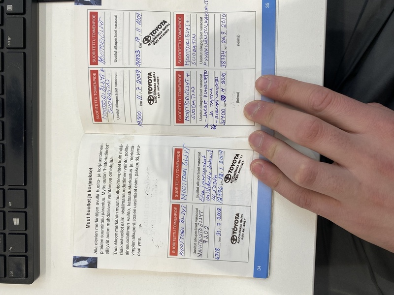 Toyota Avensis vaihtoauto