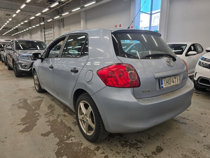 Toyota Auris vaihtoauto