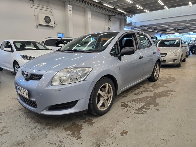 Toyota Auris vaihtoauto