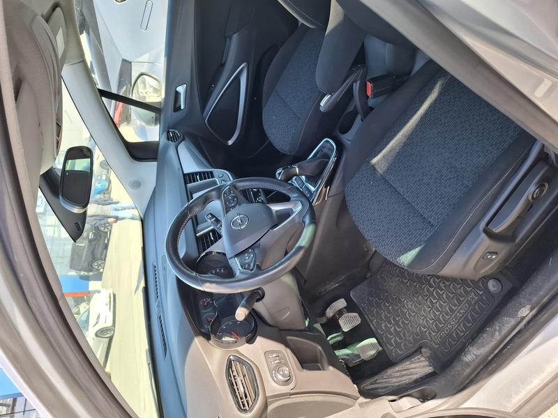 Opel Crossland X vaihtoauto