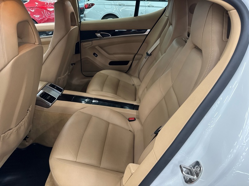 Porsche Panamera vaihtoauto