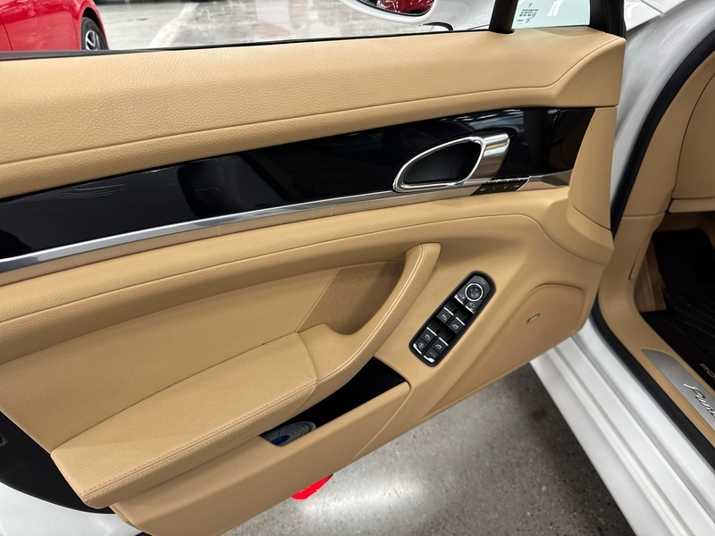 Porsche Panamera vaihtoauto