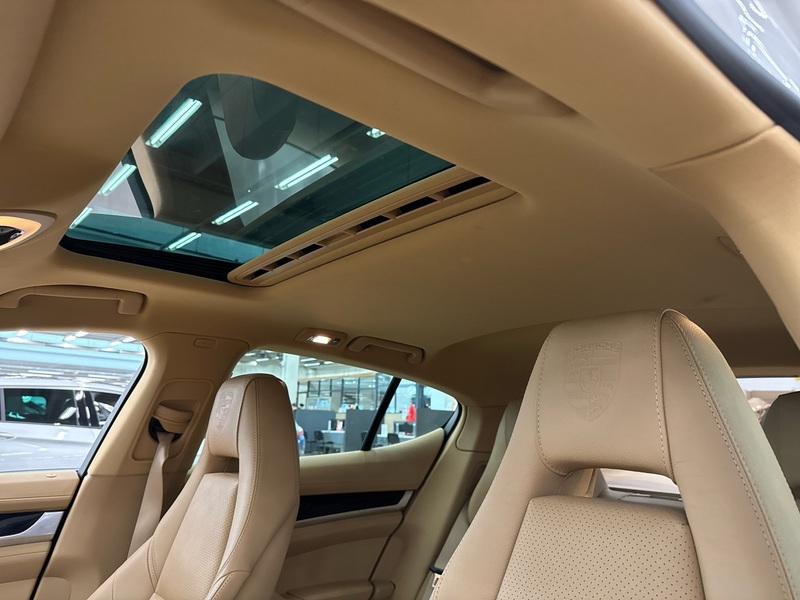 Porsche Panamera vaihtoauto