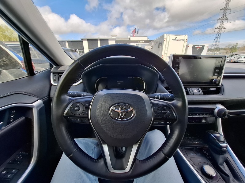 Toyota RAV4 vaihtoauto