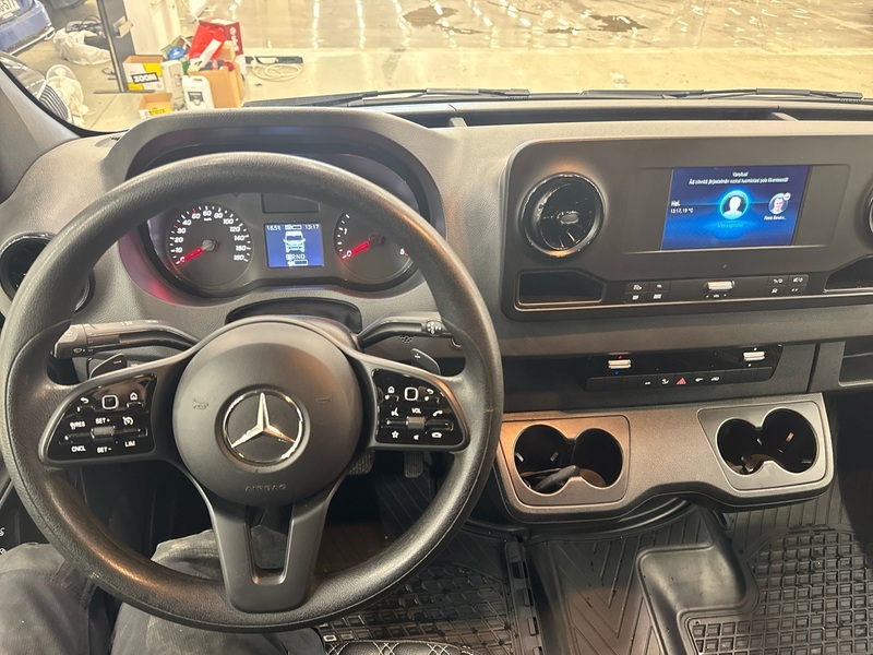 Mercedes-Benz Sprinter vaihtoauto