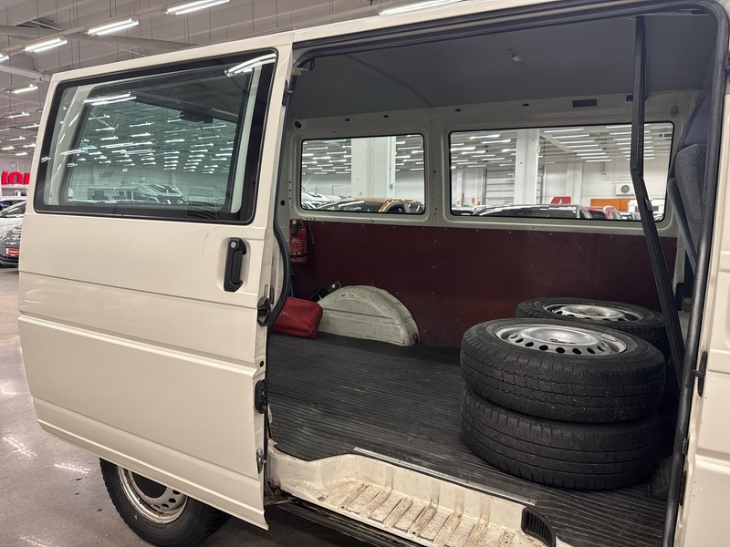 Volkswagen Transporter vaihtoauto