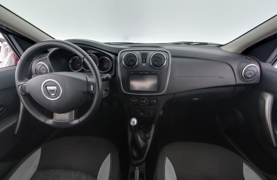 Dacia Sandero vaihtoauto