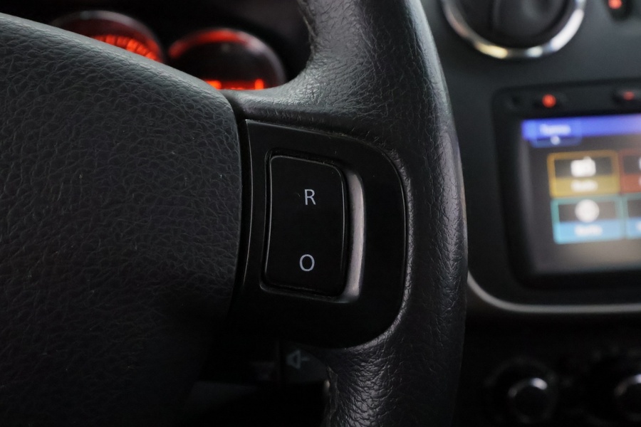 Dacia Sandero vaihtoauto