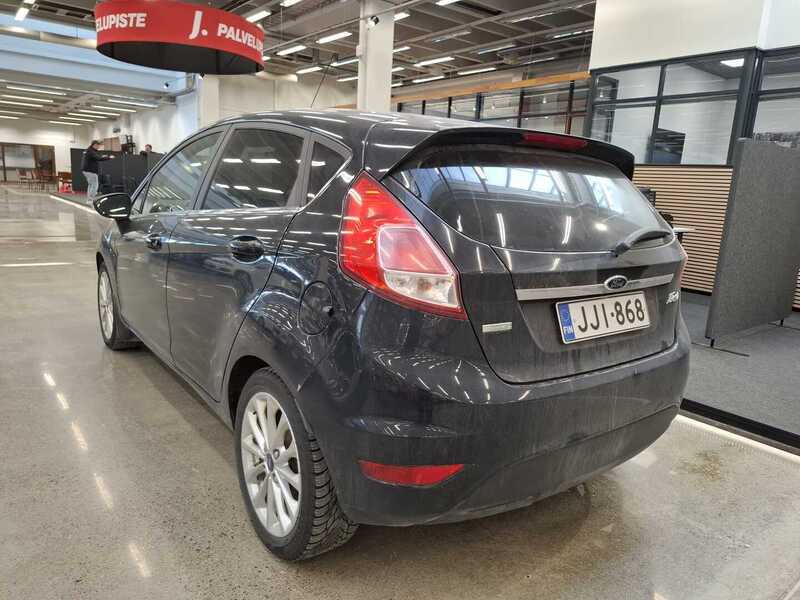 Ford Fiesta vaihtoauto