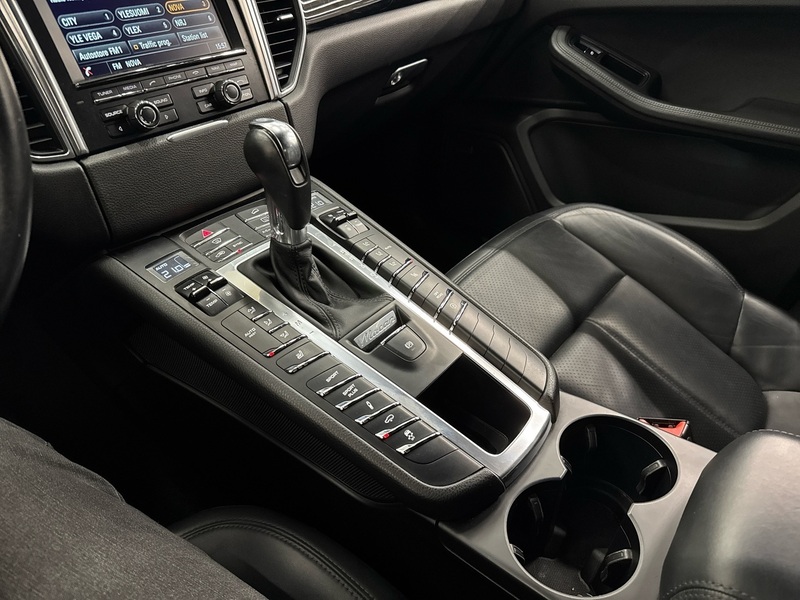 Porsche Macan vaihtoauto