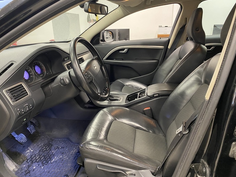 Volvo V70 vaihtoauto