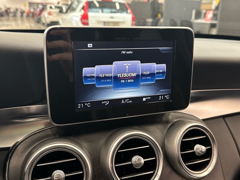 Mercedes-Benz C vaihtoauto