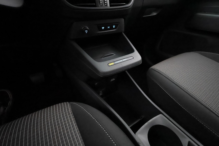 Ford Tourneo Courier vaihtoauto