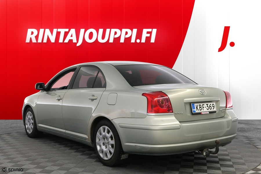 Toyota Avensis vaihtoauto