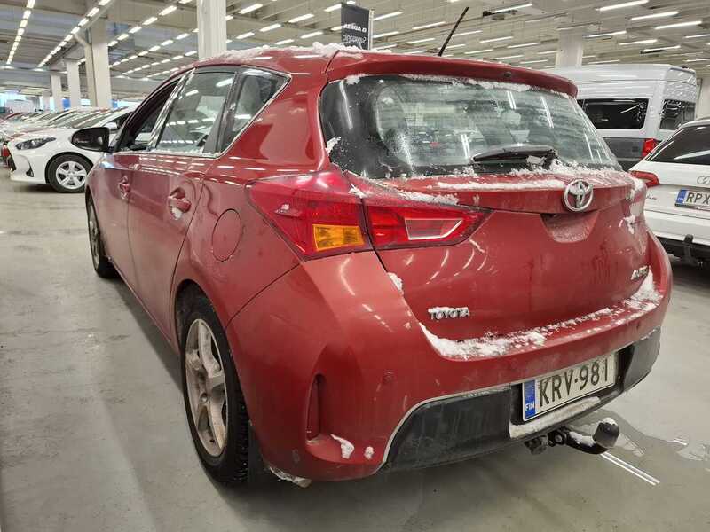 Toyota Auris vaihtoauto