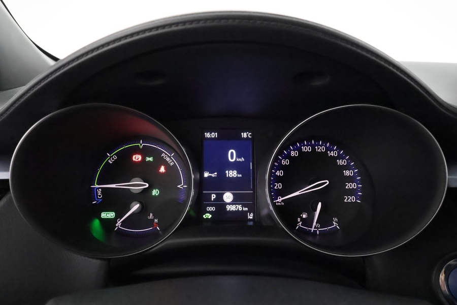 Toyota C-HR vaihtoauto