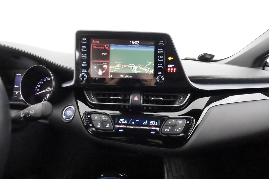 Toyota C-HR vaihtoauto