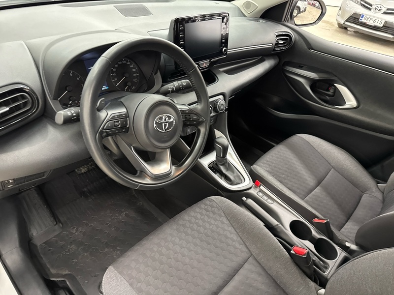 Toyota Yaris vaihtoauto