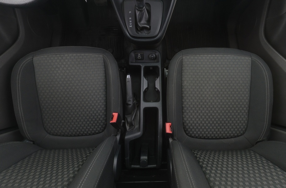 Ford Transit Connect vaihtoauto