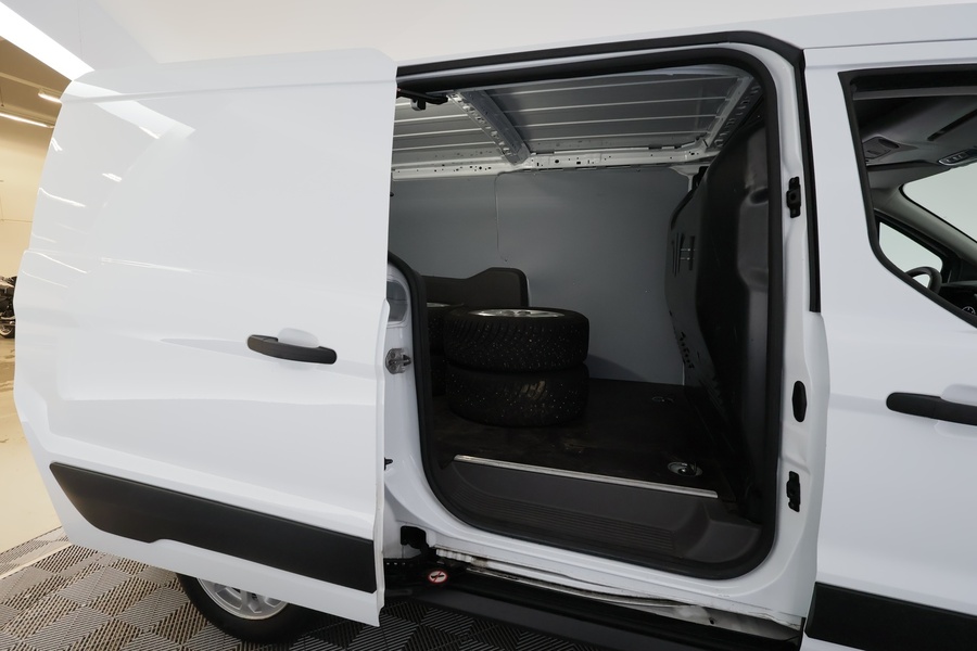 Ford Transit Connect vaihtoauto