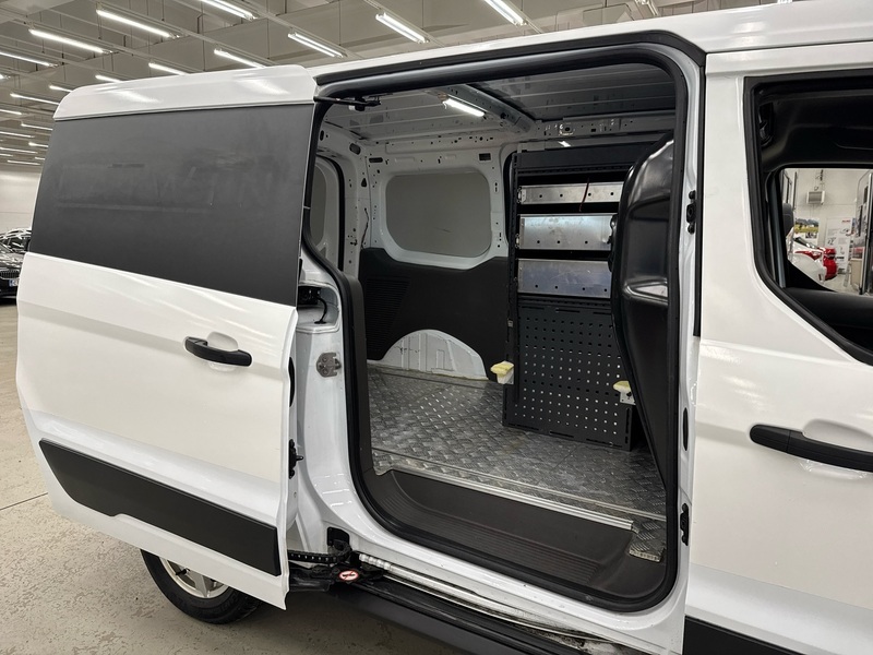 Ford Transit Connect vaihtoauto