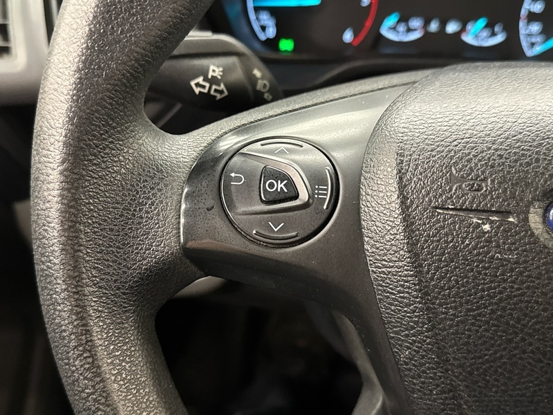 Ford Transit Connect vaihtoauto