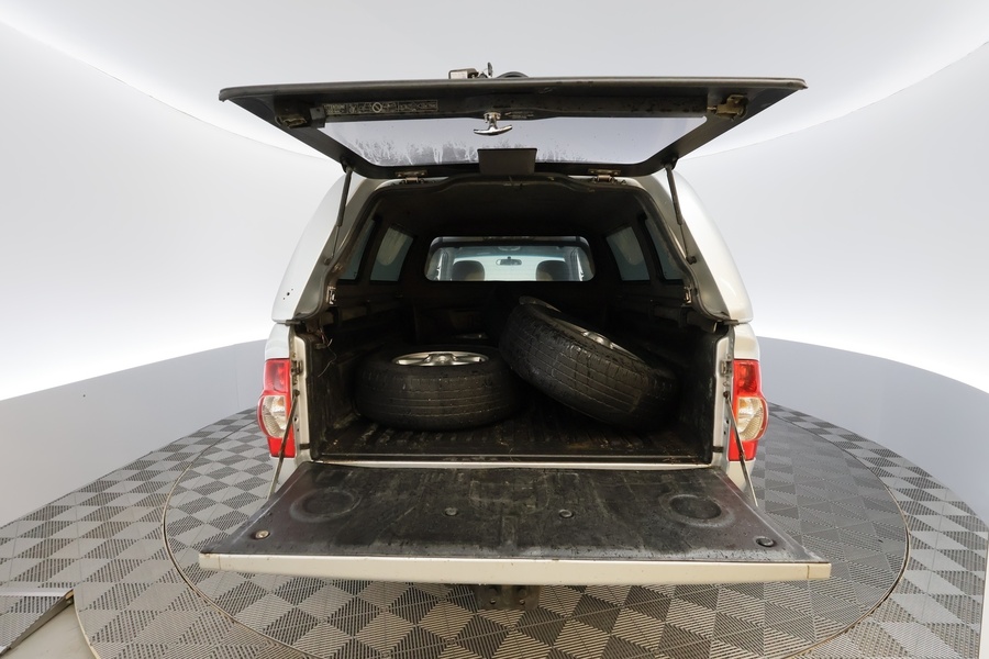 Isuzu D-Max vaihtoauto