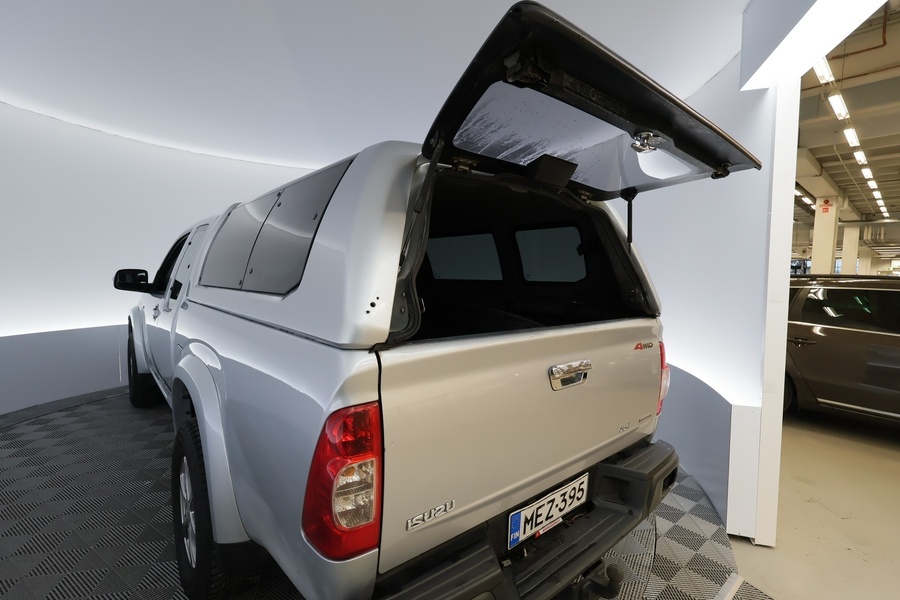 Isuzu D-Max vaihtoauto