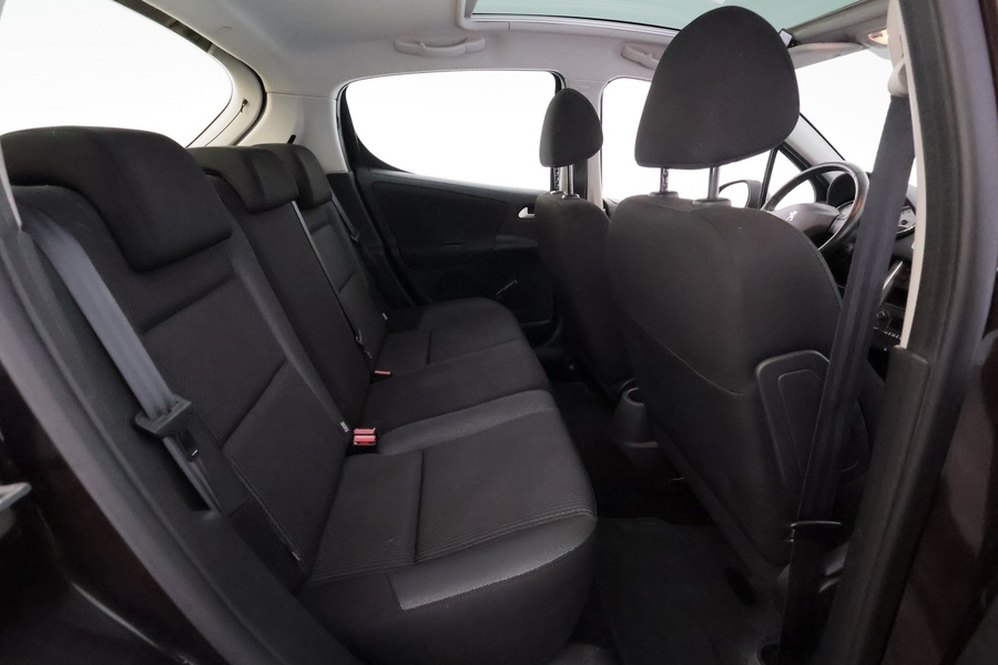 Peugeot 207 vaihtoauto